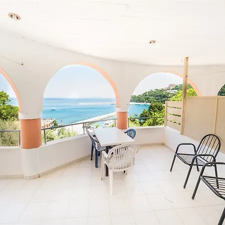 Harbour View Hotel 2*